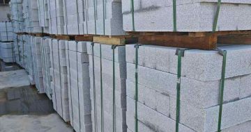 岳阳芝麻白路牙石，路侧石