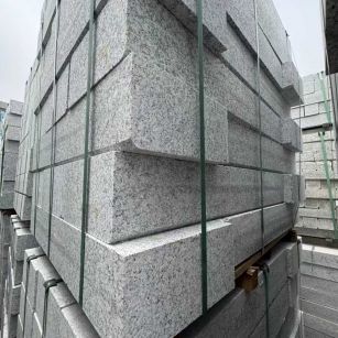 岳阳芝麻白路牙石 马路牙子