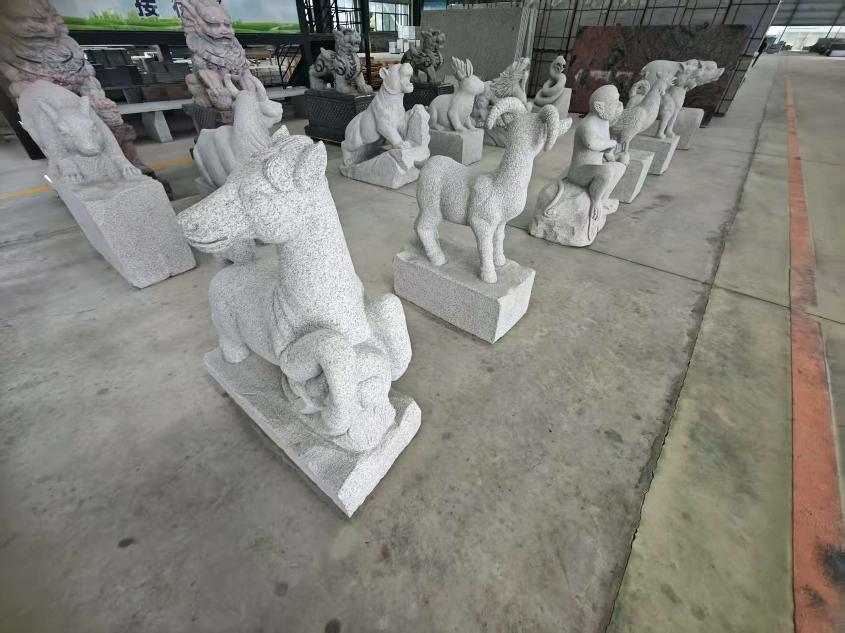 岳阳芝麻白雕刻 十二生肖 异形雕刻