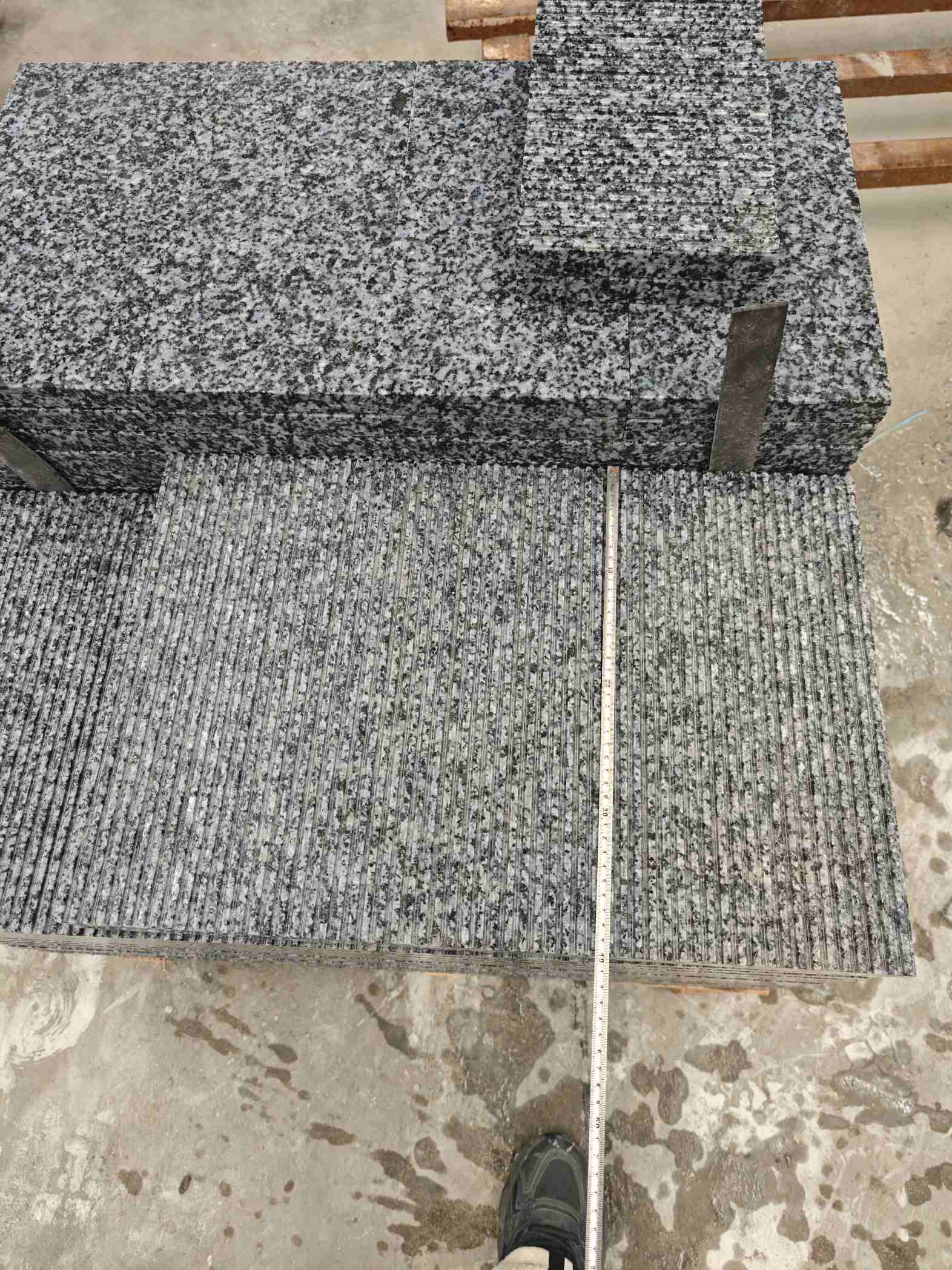 岳阳芝麻黑拉丝面